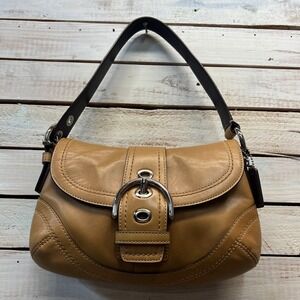 Coach F12300 Soho Buckle Flap Leather Shoulder Bag Tan Y2K Vintage Purse